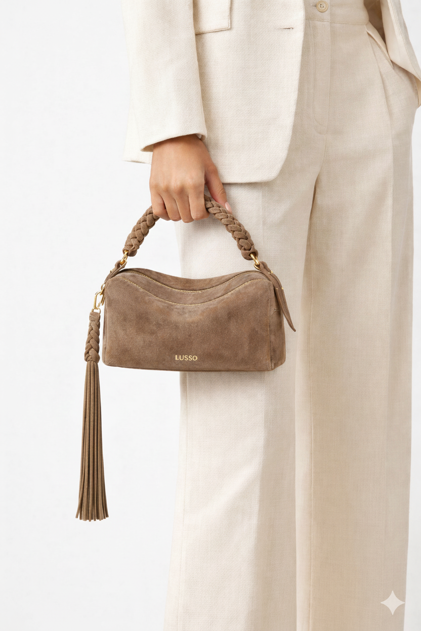 LESS NOISE.MORE MEANİNG.